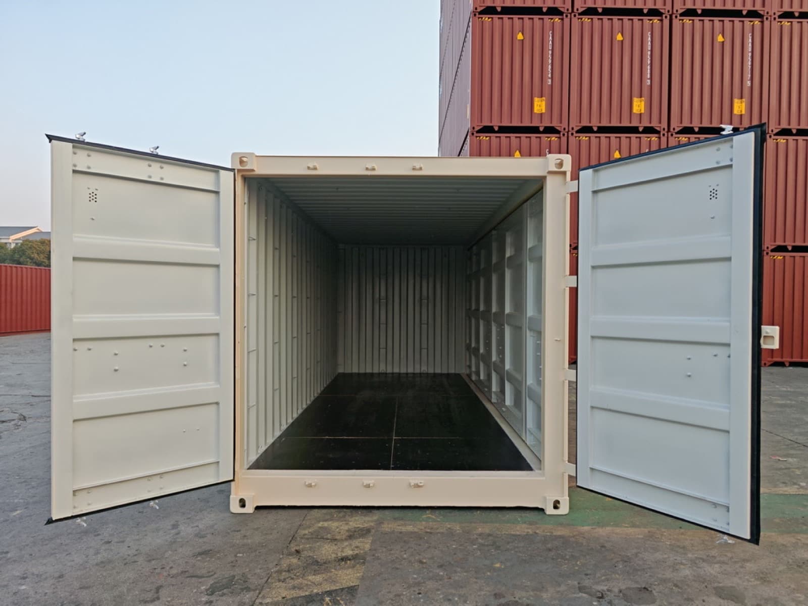 20ft Full Side Opening — doors open