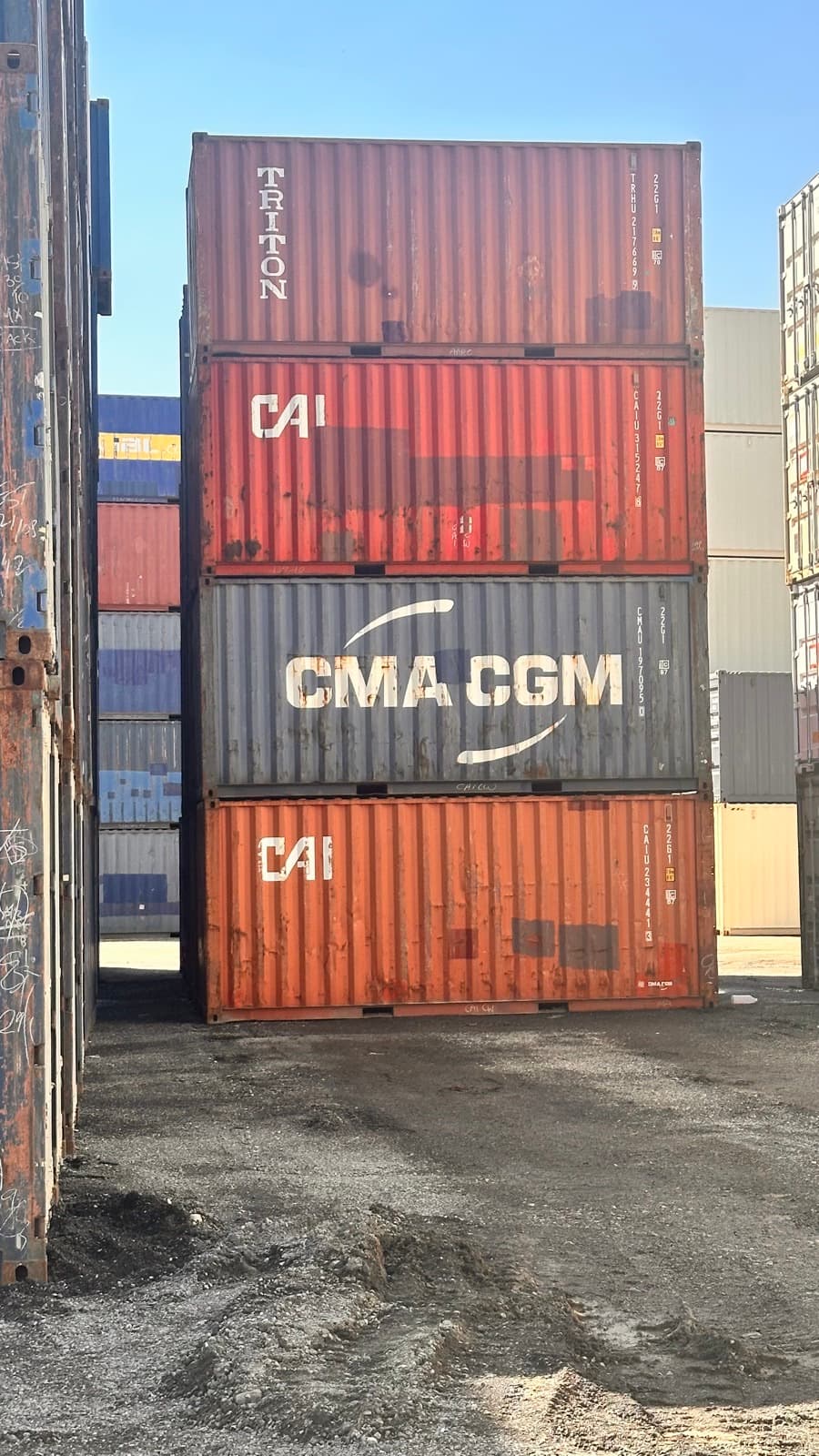 20ft Standard (8'6") – Used (Cargo Worthy)