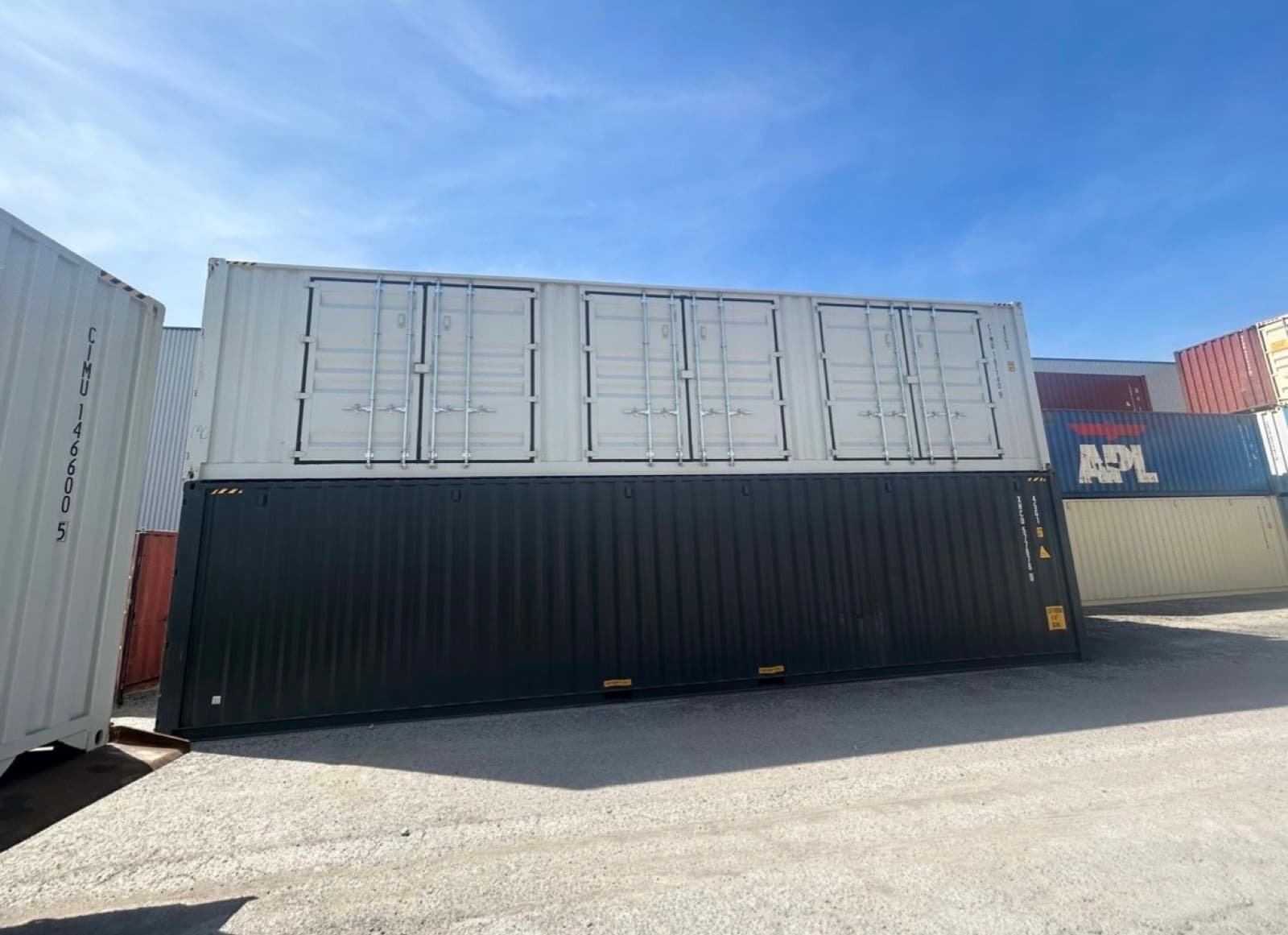 40ft High Cube SD3 (3 Side Doors) – New
